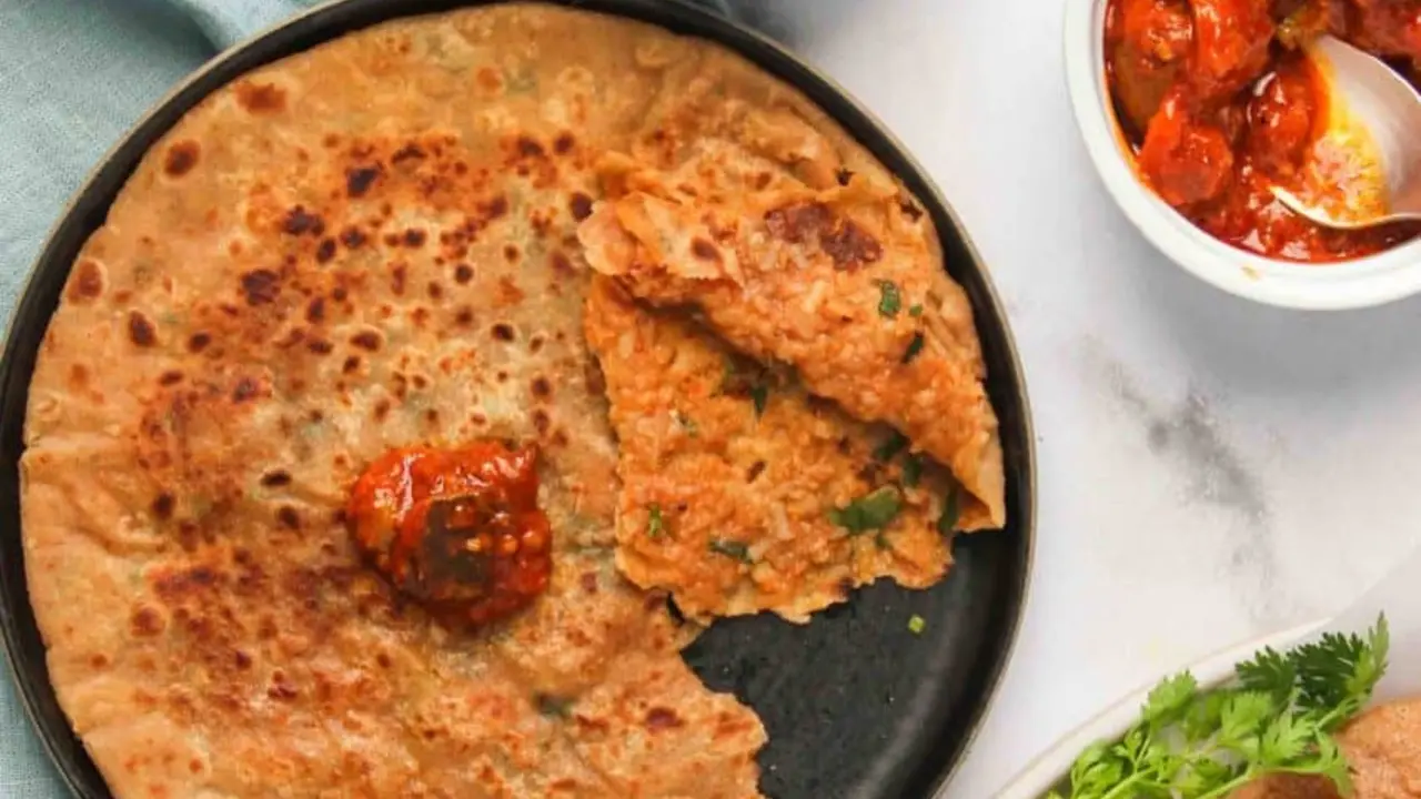 Aloo Paratha Stall Near Picture Palace - Mussoorie Travel & Tourism